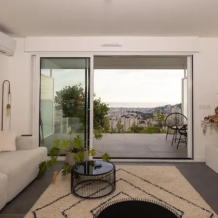 Avec Vue Mer, Terrasse Privee Et Piscine Apartment *