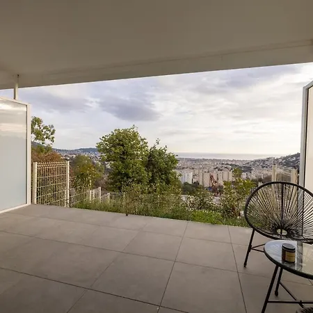 Avec Vue Mer, Terrasse Privee Et Piscine * Nizza
